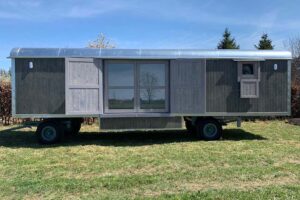 Ubytování v chatkách a maringotkách, Kemp Řevnice u Berounky